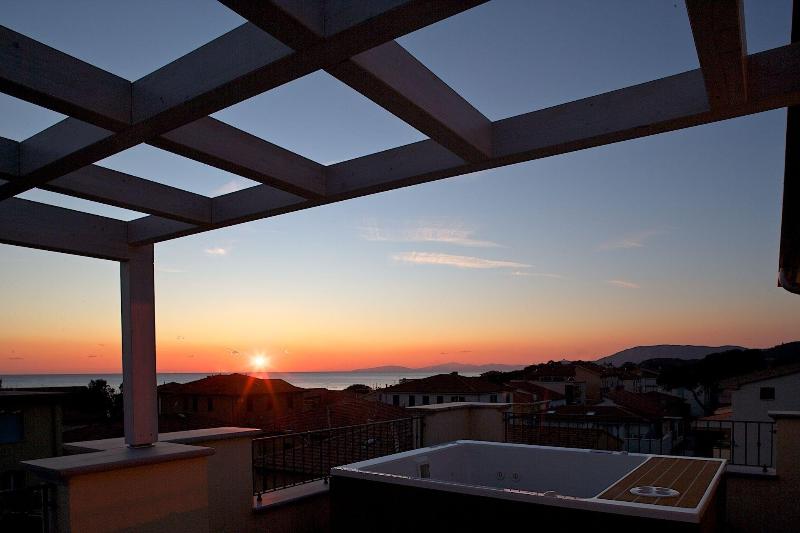 Hotel C'era una volta... - Genel