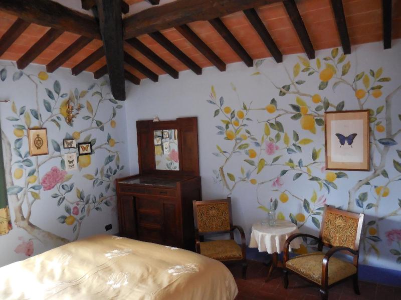 Al Giardino Degli Etruschi - Oda