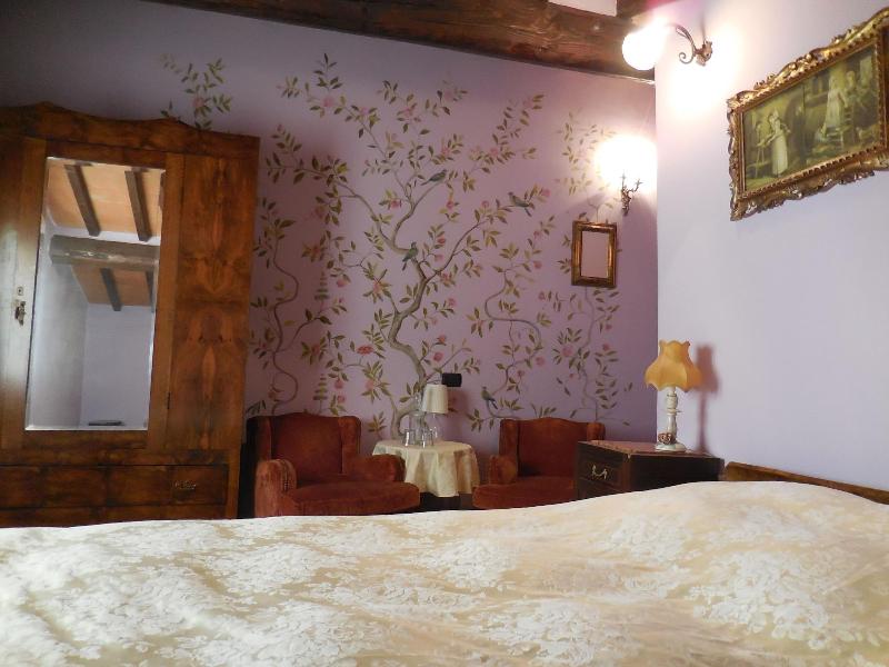 Al Giardino Degli Etruschi - Oda