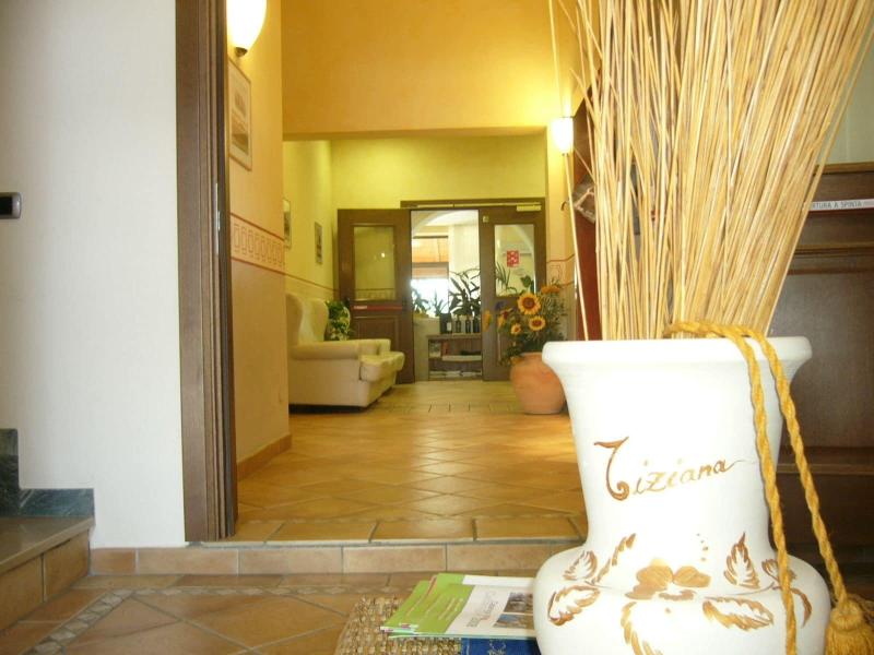Hotel Tiziana - Lobi