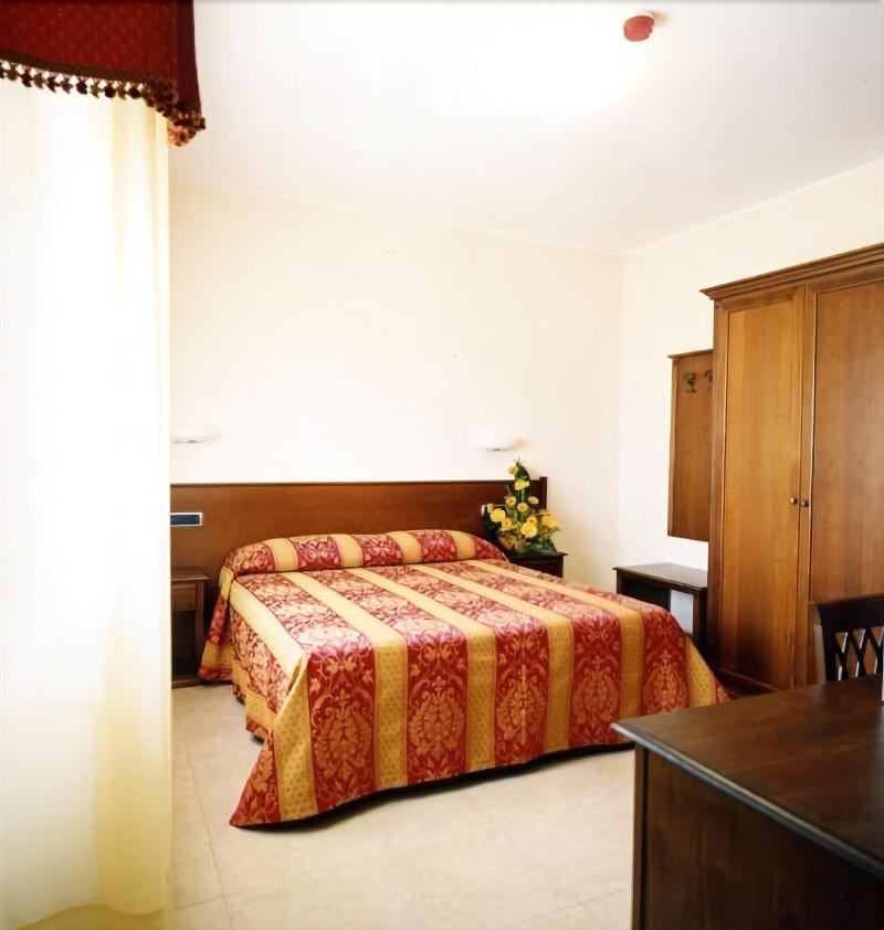 Hotel Tiziana - Oda