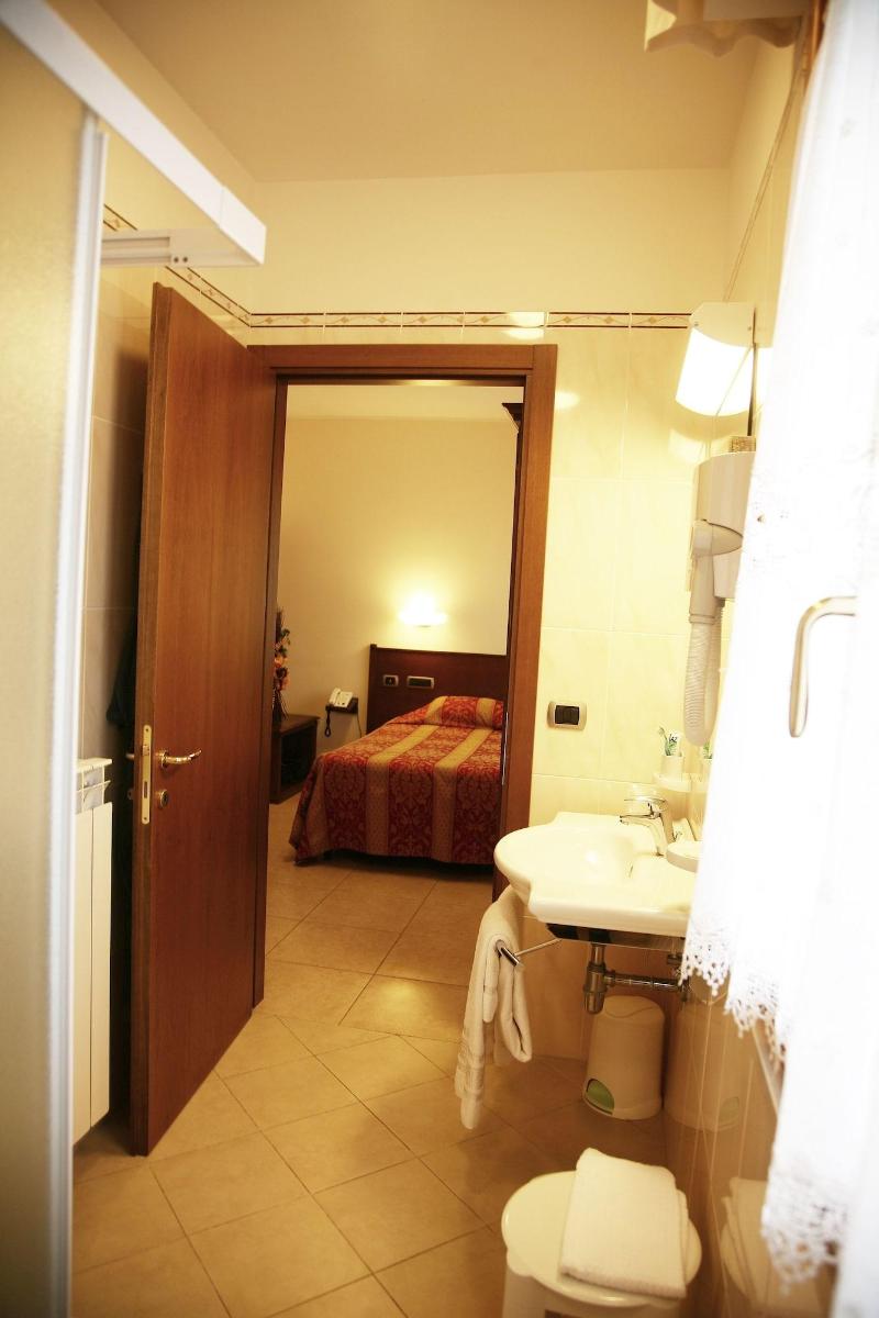 Hotel Tiziana - Oda