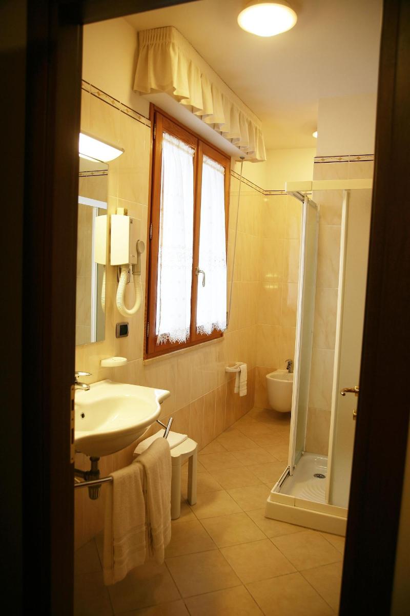 Hotel Tiziana - Oda