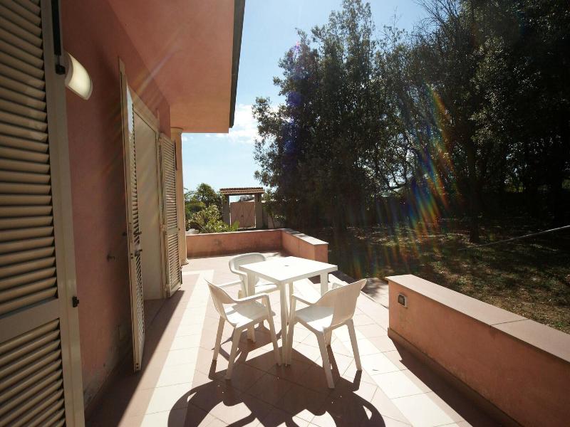 Happy Hotel - Teras
