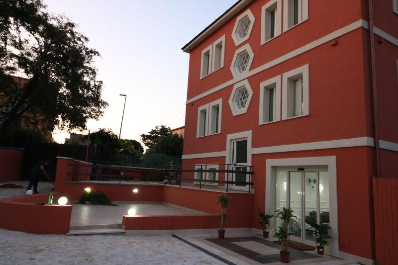 Palace Rome - Genel