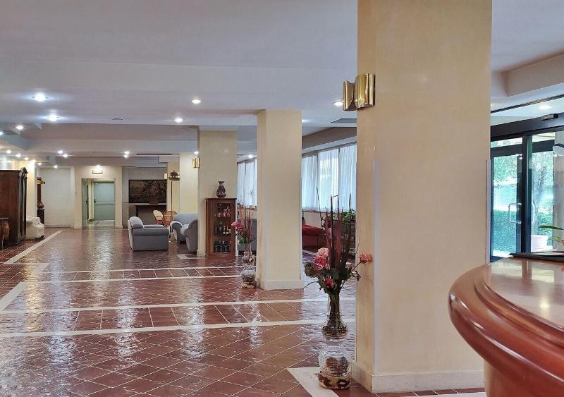 Hotel Torre Di Pratolungo - Lobi