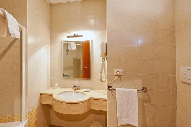 Parco De Medici Residence Hotel - Oda
