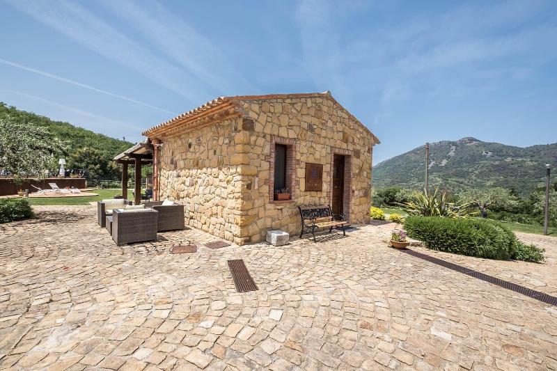 Casena Mongerrati - Lobi