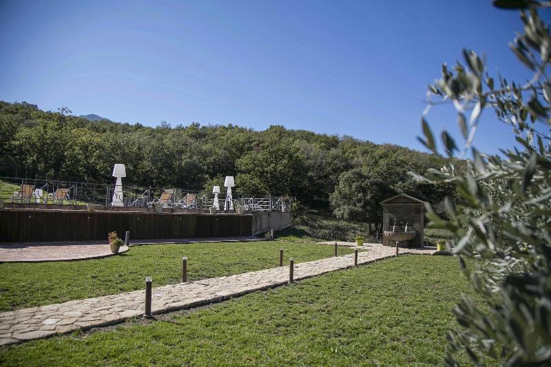 Casena Mongerrati - Genel