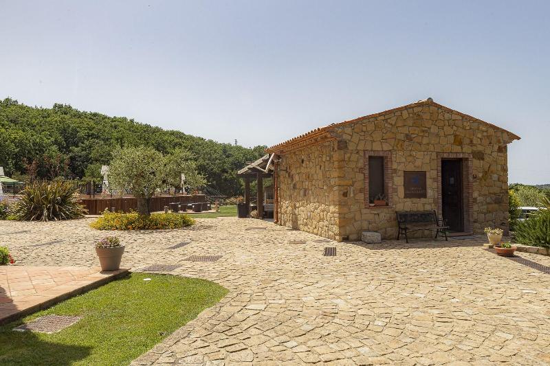 Casena Mongerrati - Genel
