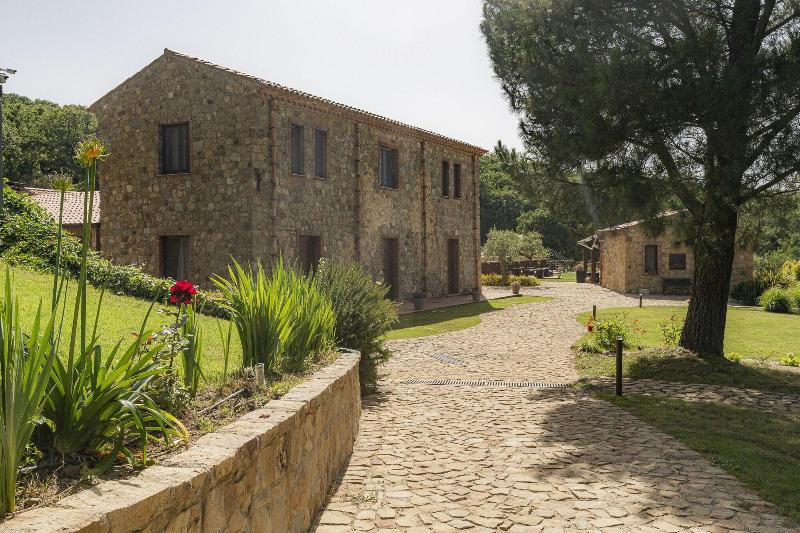 Casena Mongerrati - Genel