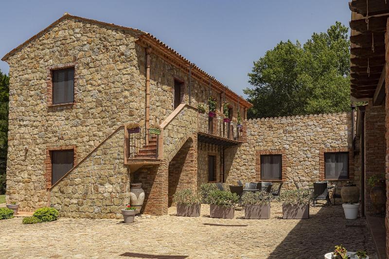 Casena Mongerrati - Genel
