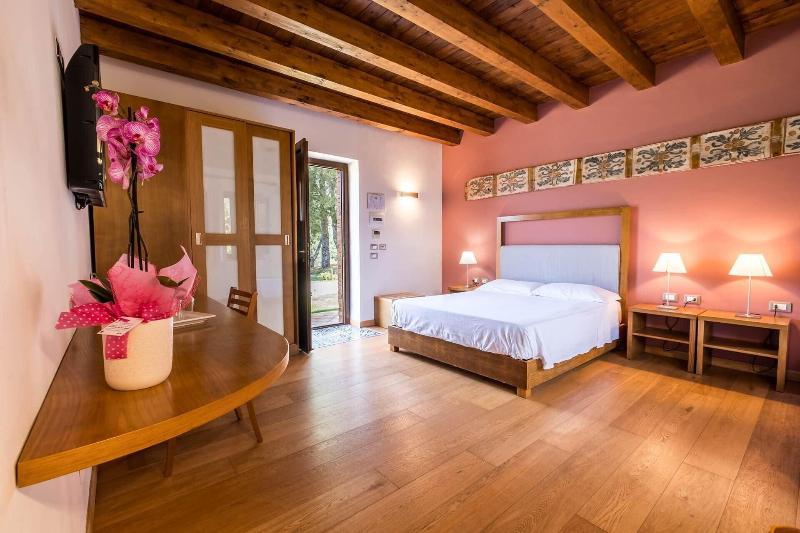 Casena Mongerrati - Oda