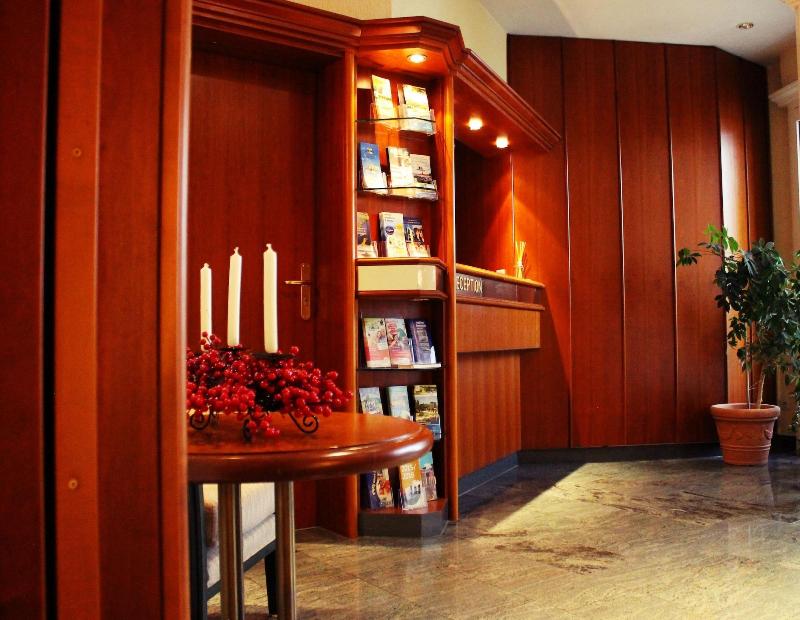 Hotel Nordischer Hof - Lobi