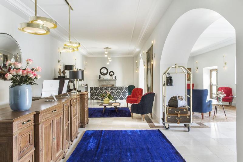 Favilla Hotel Di Charme - Lobi