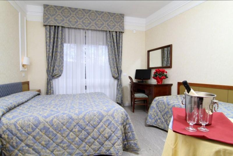 Mondial Park Hotel - Oda