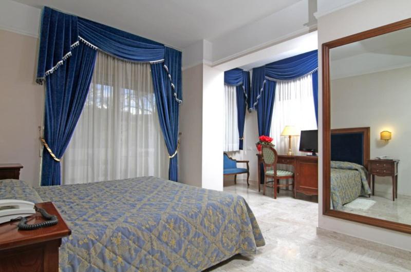 Mondial Park Hotel - Oda