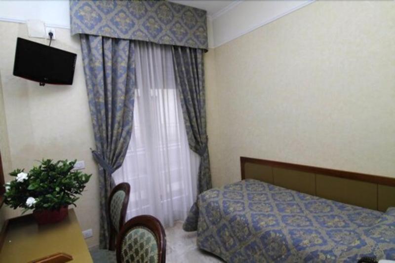 Mondial Park Hotel - Oda