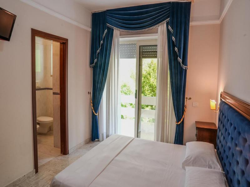Mondial Park Hotel - Oda