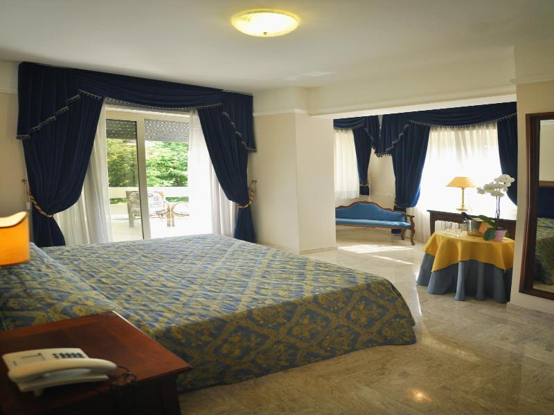 Mondial Park Hotel - Oda