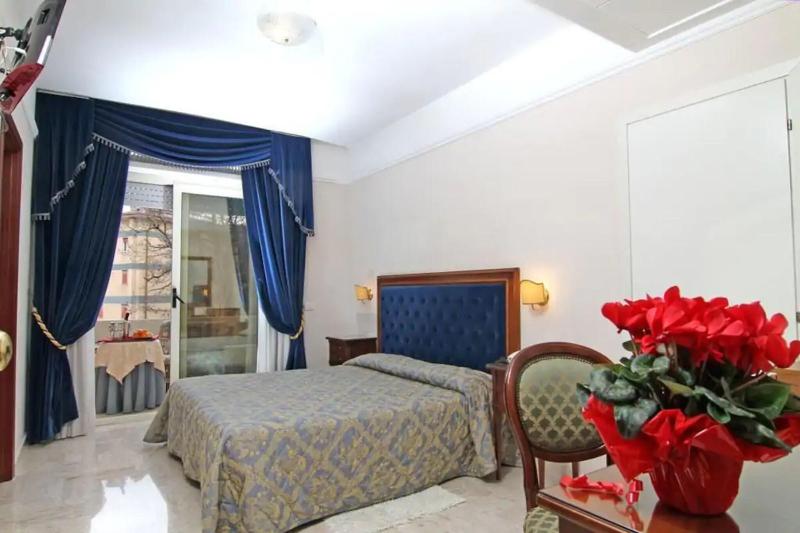 Mondial Park Hotel - Oda