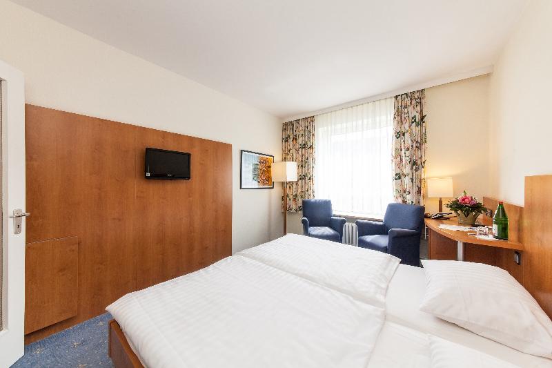 Signature Hotel Drei Kronen - Oda