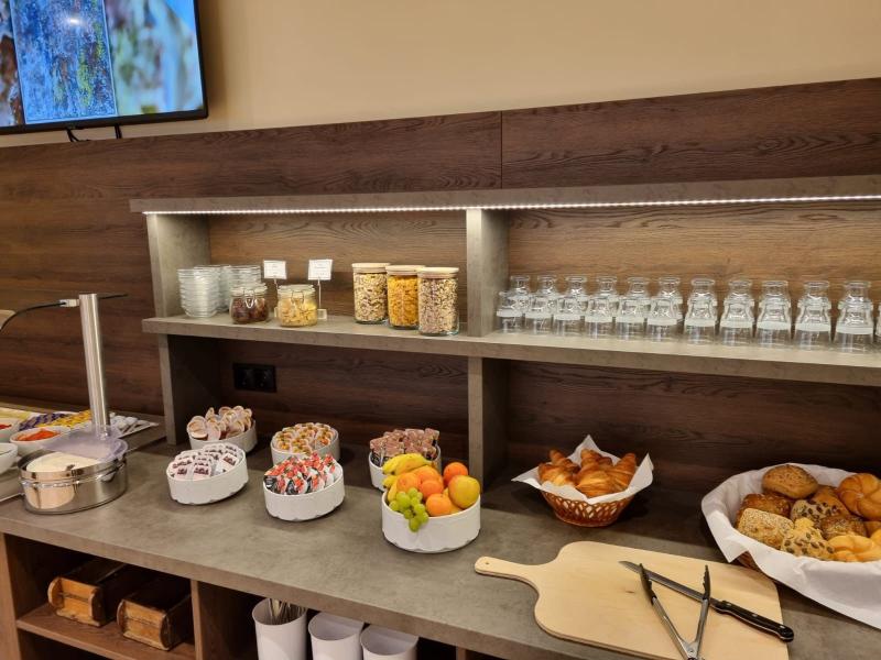 Signature Hotel Drei Kronen - Restoran