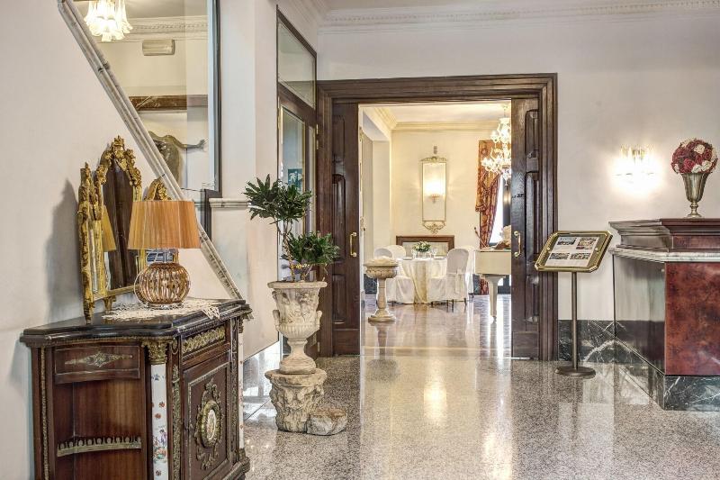 Hotel Castel Vecchio - Lobi