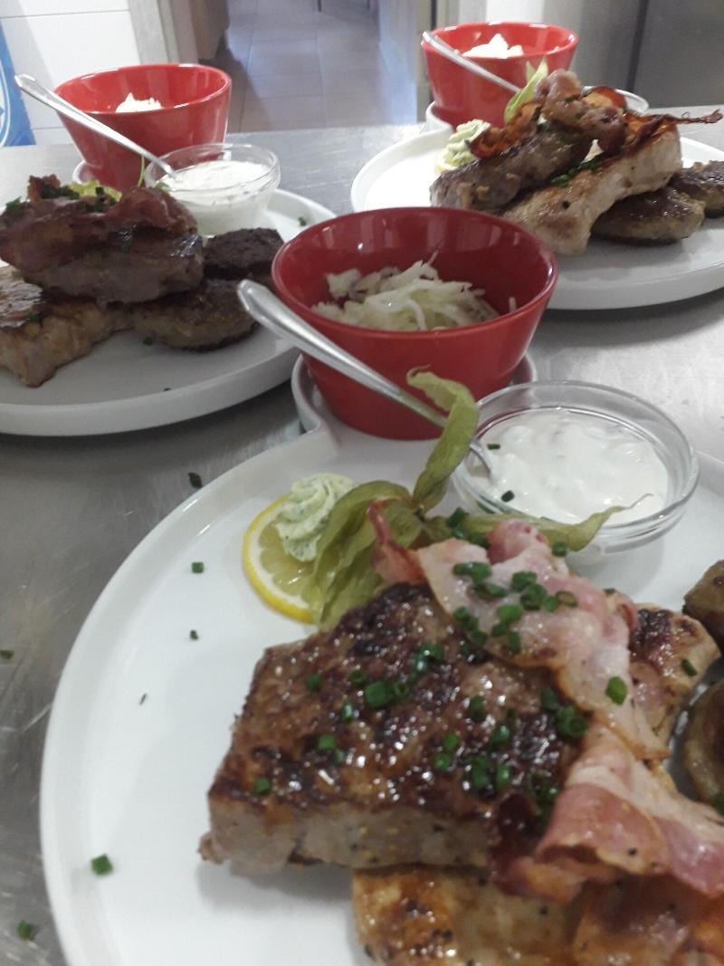 Schollers Restaurant Und Hotel - Restoran
