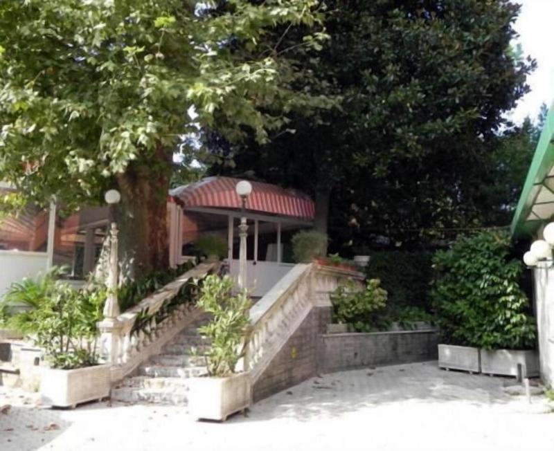Villa Robinia - Genel