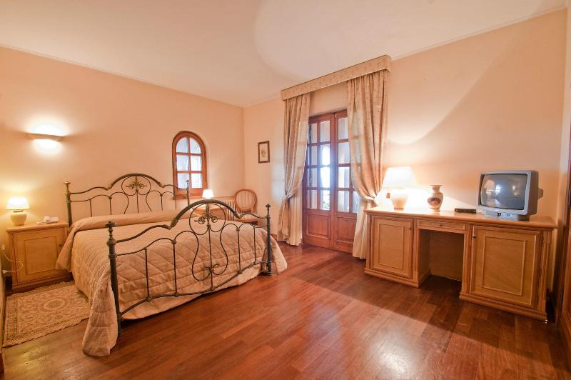 Tenuta Cusmano Villa Resort - Oda
