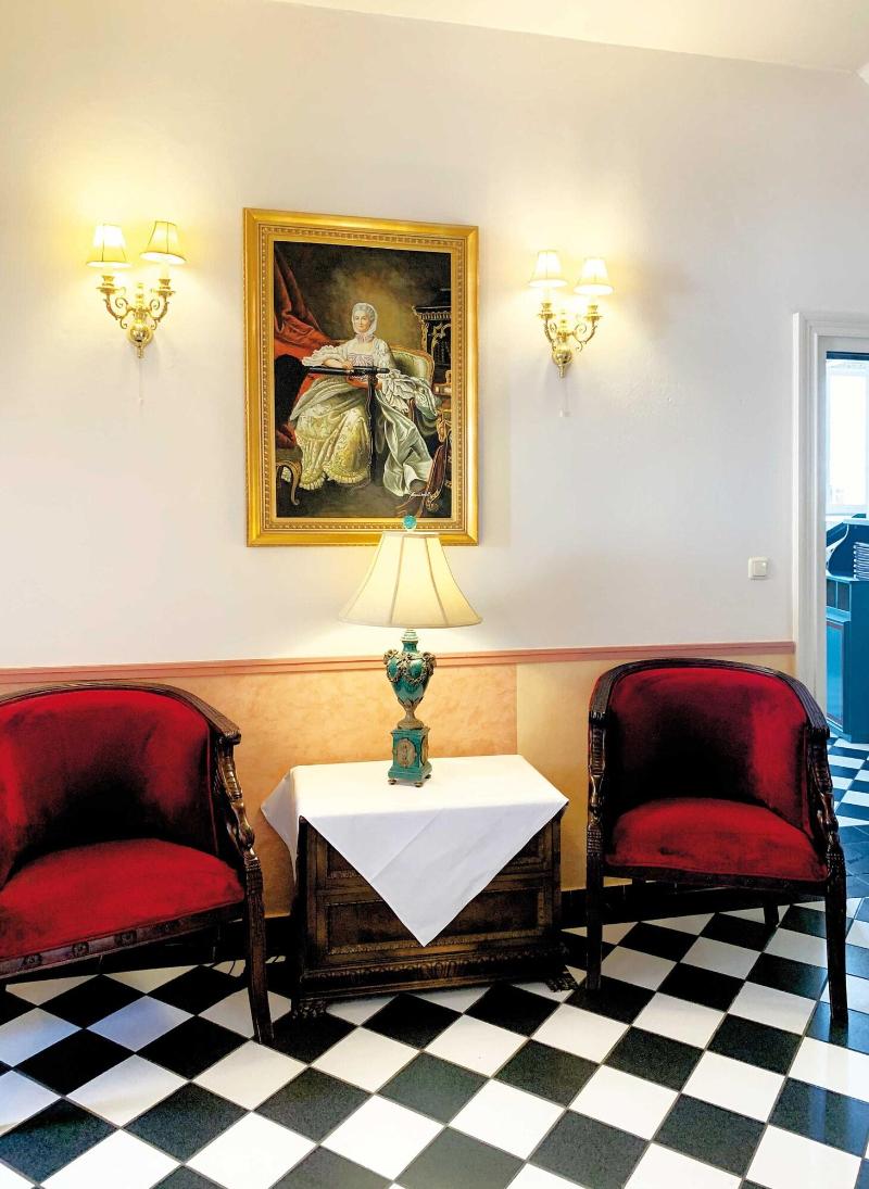 Hotel Altes Stadthaus - Lobi