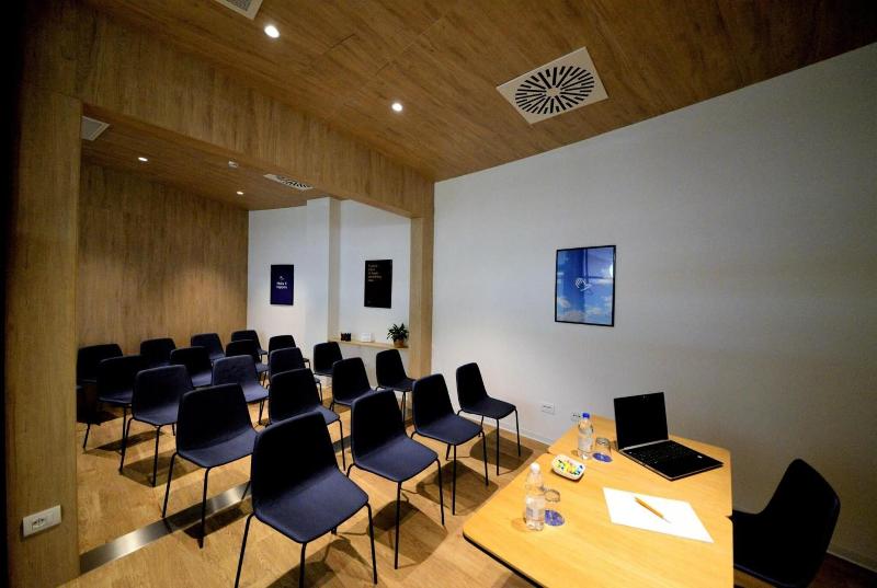 HelloSky Air Rooms & Lounge - Toplantı