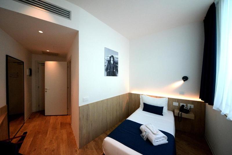 HelloSky Air Rooms & Lounge - Oda