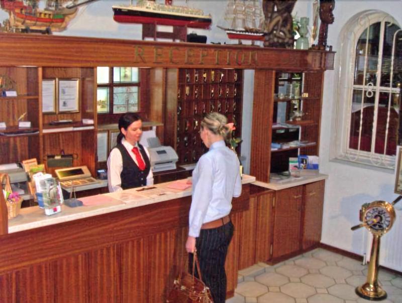 Hotel Columbus - Lobi