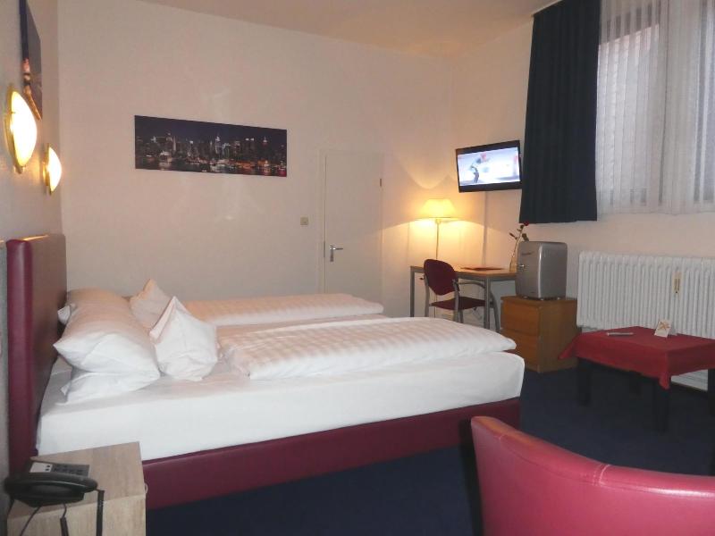 Hotel Columbus - Oda