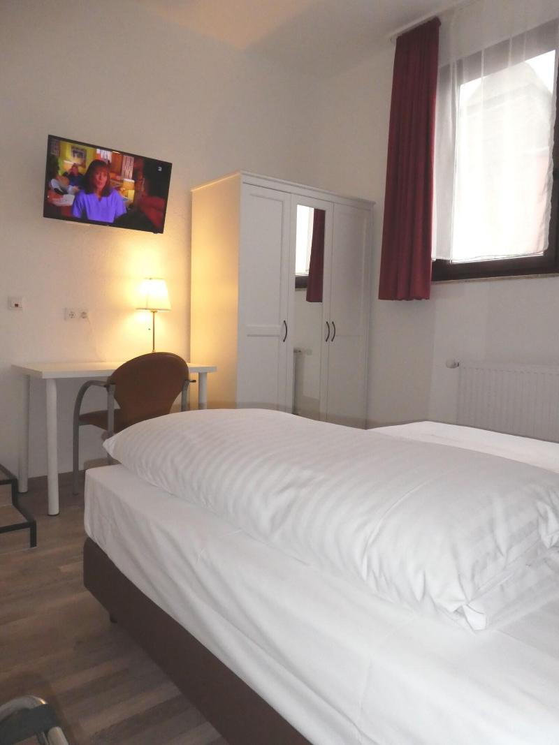 Hotel Columbus - Oda