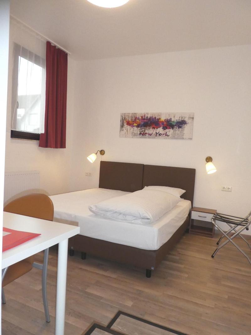 Hotel Columbus - Oda