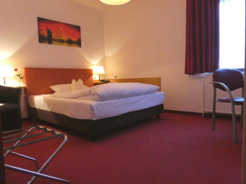 Hotel Columbus - Oda