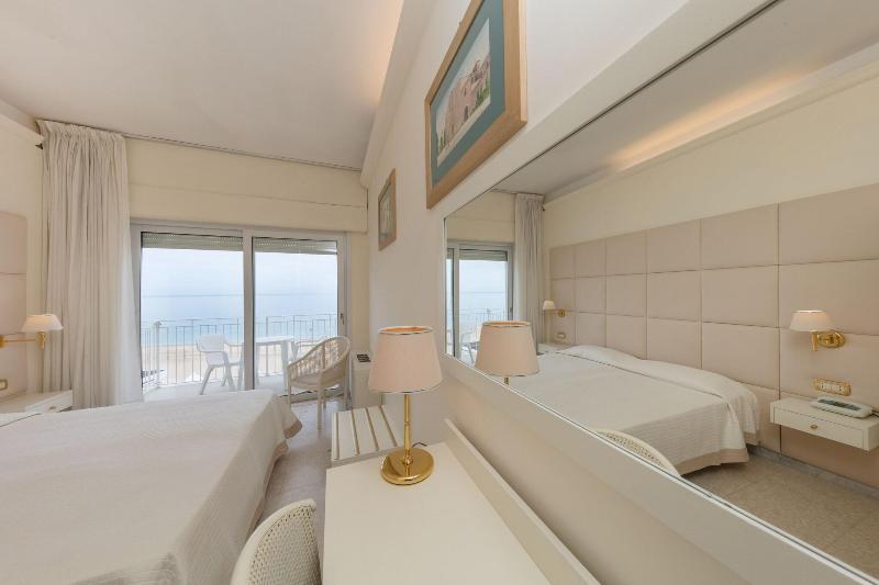 Hotel Numana Palace - Plaj
