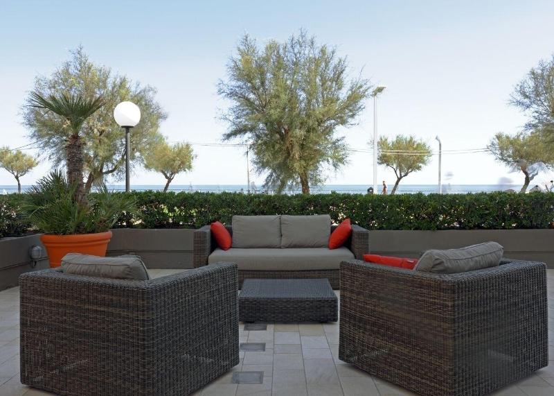Hotel Metropol - Teras