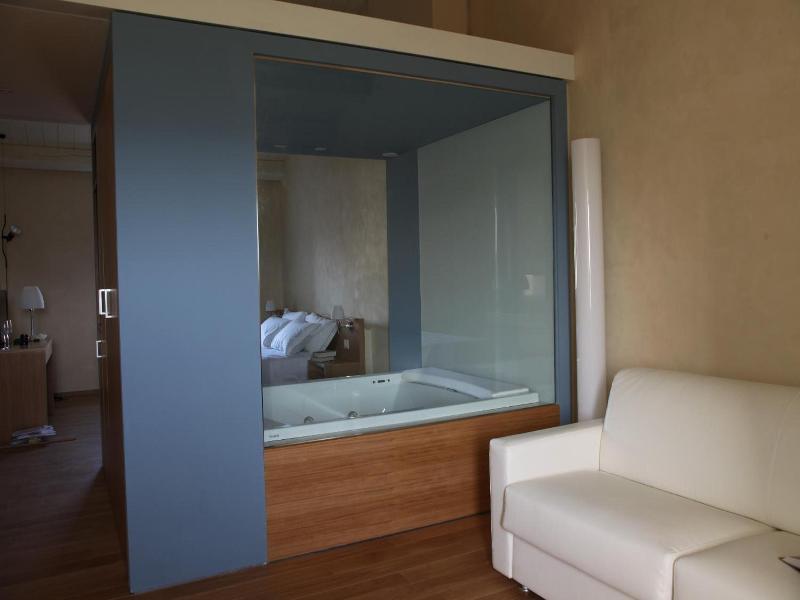 Relais Del Borgo Hotel E Spa - Oda
