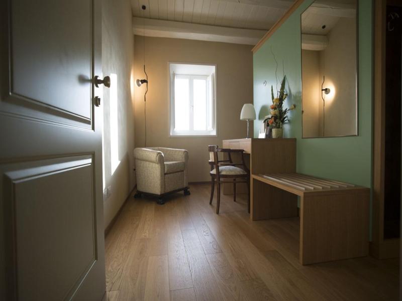Relais Del Borgo Hotel E Spa - Oda