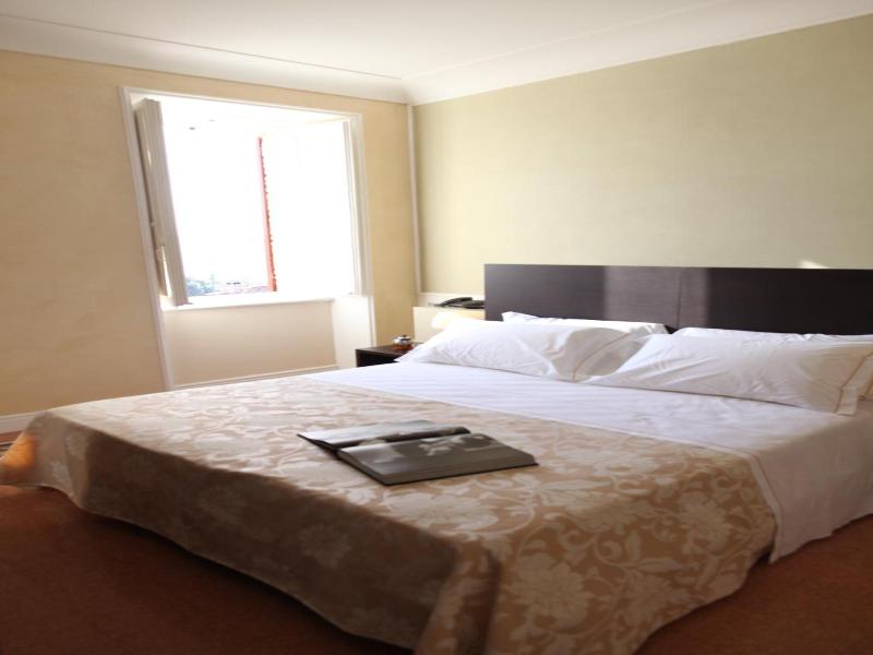 Relais Del Borgo Hotel E Spa - Oda