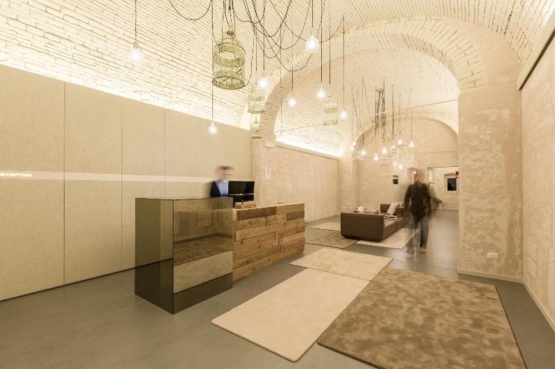 Hotel & Resort Le Colombare - Lobi
