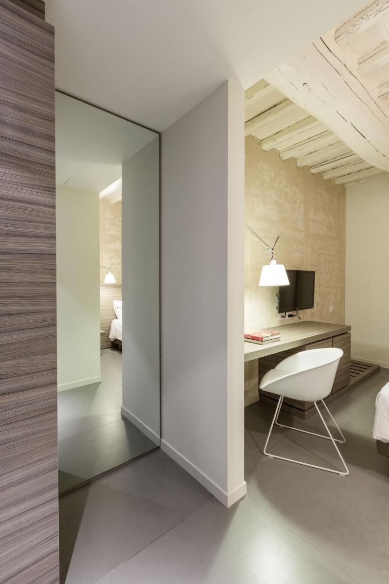 Hotel & Resort Le Colombare - Oda