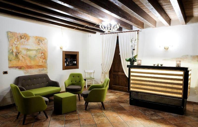 Relais Madonna Di Campagna - Lobi