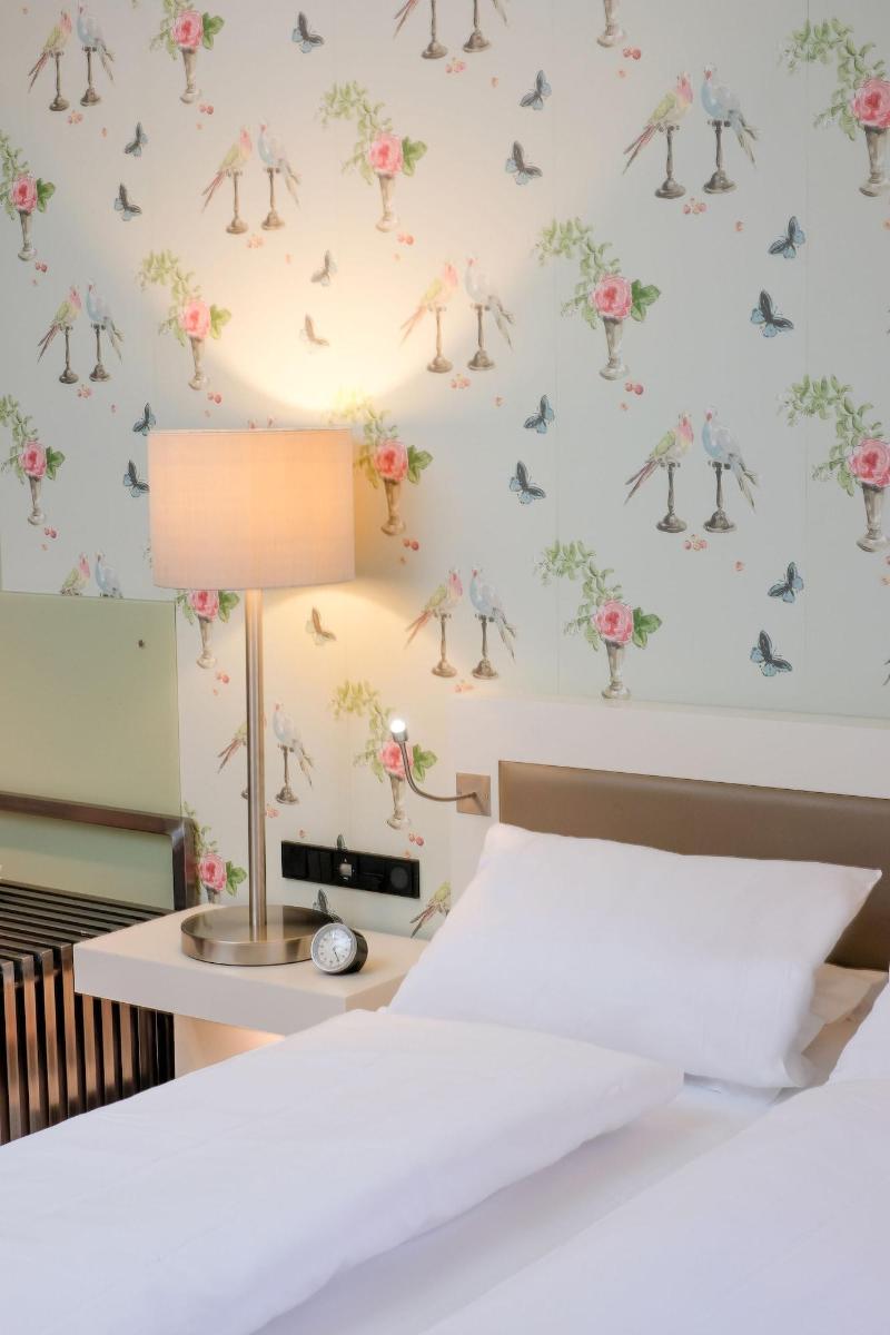 Zum Löwen Design Hotel Resort & Spa - Oda