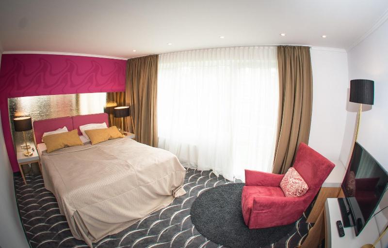 Hotel Hellers Krug - Oda
