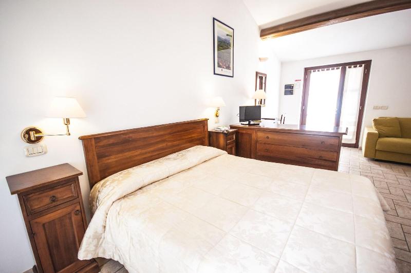 Villaggio Albergo Le Macerine - Oda
